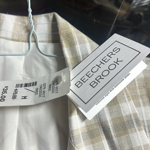 Beechers Brook - Picture 6 of 6